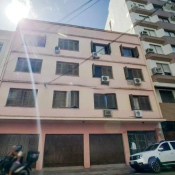 Apartamento à venda com 65m², 2 quartos no bairro Centro Histórico em Porto Alegre