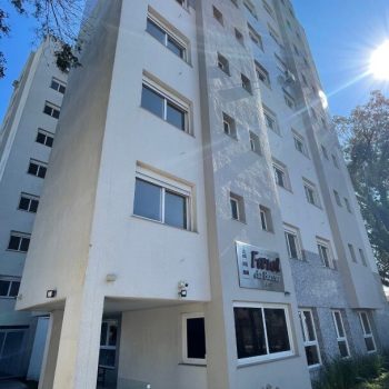 Apartamento à venda com 48m², 1 quarto, 1 suíte, 1 vaga no bairro Santo Antônio em Porto Alegre