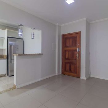 Apartamento à venda com 93m², 3 quartos, 1 vaga no bairro São João em Porto Alegre