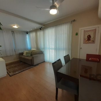 Apartamento à venda com 127m², 2 quartos, 1 suíte, 2 vagas no bairro Partenon em Porto Alegre