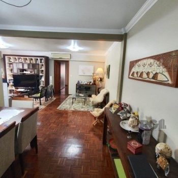 Apartamento à venda com 118m², 3 quartos, 1 suíte, 1 vaga no bairro Moinhos de Vento em Porto Alegre