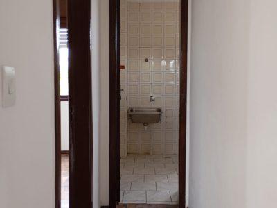 Apartamento para alugar com 35m², 1 quarto no bairro Passo d'Areia em Porto Alegre - Foto 9