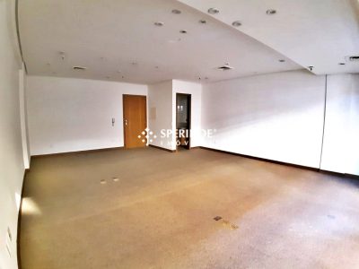 Sala para alugar com 57m², 1 vaga no bairro Auxiliadora em Porto Alegre - Foto 4