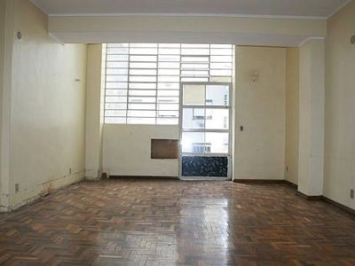 Andar para alugar com 450m², 1 quarto no bairro Centro em Porto Alegre - Foto 24