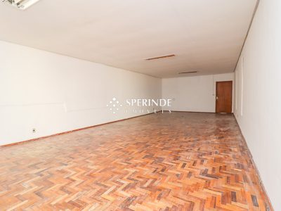 Andar para alugar com 450m², 1 quarto no bairro Centro em Porto Alegre - Foto 35