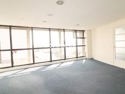 Sala para alugar com 109m² no bairro Moinhos de Vento em Porto Alegre - Foto 4