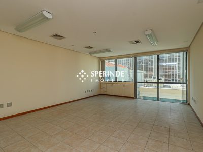 Sala para alugar com 40m², 1 vaga no bairro Praia de Belas em Porto Alegre - Foto 2