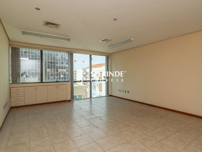 Sala para alugar com 40m², 1 vaga no bairro Praia de Belas em Porto Alegre - Foto 3