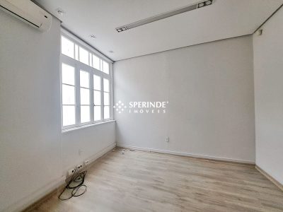 Casa Comercial para alugar com 198m² no bairro Moinhos de Vento em Porto Alegre - Foto 13