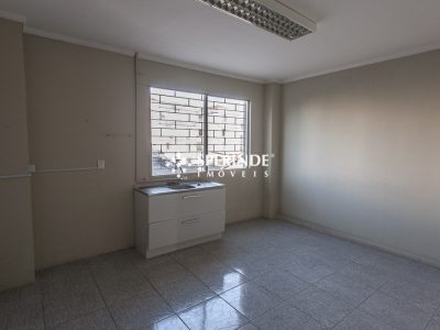 Sala para alugar com 250m² no bairro Partenon em Porto Alegre - Foto 7