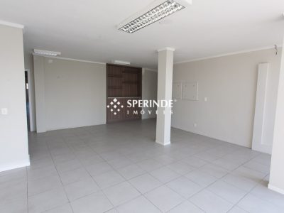 Sala para alugar com 250m² no bairro Partenon em Porto Alegre - Foto 15