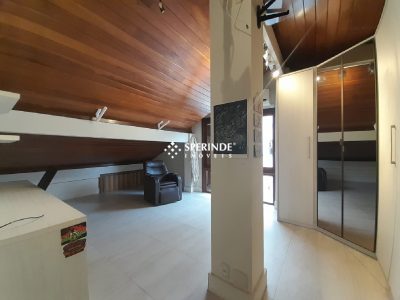 Casa para alugar com 560m², 4 quartos, 6 vagas no bairro Chácara das Pedras em Porto Alegre - Foto 50