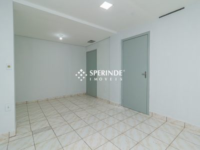 Casa Comercial para alugar com 280m², 2 vagas no bairro Rio Branco em Porto Alegre - Foto 12