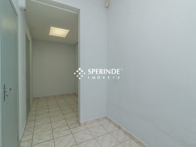 Casa Comercial para alugar com 280m², 2 vagas no bairro Rio Branco em Porto Alegre - Foto 14