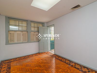 Casa Comercial para alugar com 280m², 2 vagas no bairro Rio Branco em Porto Alegre - Foto 28