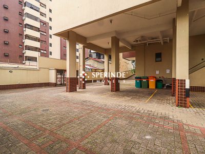 Apartamento para alugar com 90m², 3 quartos, 2 vagas no bairro Petrópolis em Porto Alegre - Foto 23