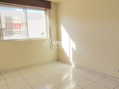 Apartamento para alugar com 58m², 2 quartos, 1 vaga no bairro Exposição em Caxias do Sul - Foto 2