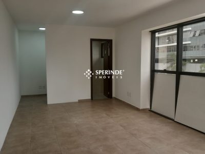 Sala para alugar com 73m², 1 vaga no bairro São Pelegrino em Caxias do Sul - Foto 9