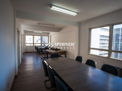 Sala para alugar com 59m² no bairro Centro em Porto Alegre - Foto 5