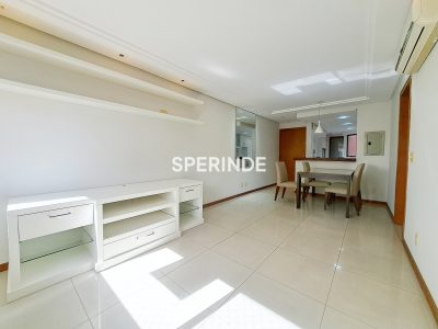 Apartamento para alugar com 72m², 2 quartos, 1 vaga no bairro Santana em Porto Alegre - Foto 3