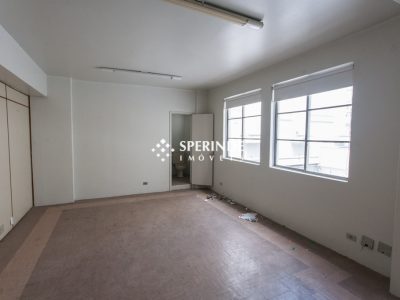 Sala para alugar com 207m² no bairro Centro em Porto Alegre - Foto 9