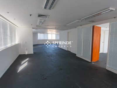 Sala para alugar com 655m², 1 vaga no bairro Cidade Baixa em Porto Alegre - Foto 3