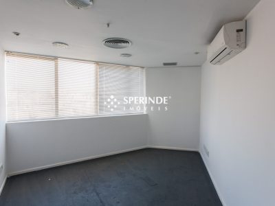 Sala para alugar com 655m², 1 vaga no bairro Cidade Baixa em Porto Alegre - Foto 14