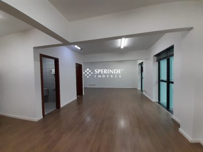 Sala para alugar com 80m², 1 vaga no bairro Centro em Caxias do Sul - Foto 5