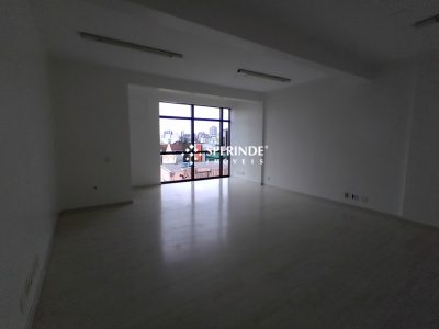 Sala para alugar com 40m² no bairro Centro em Caxias do Sul - Foto 3