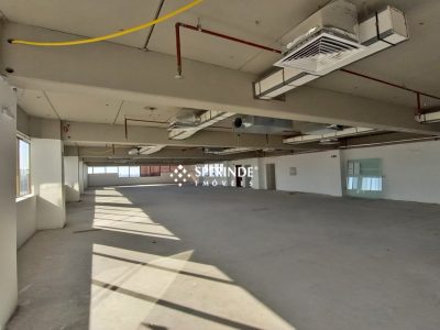 Sala para alugar com 322m², 8 vagas no bairro Boa Vista em Porto Alegre - Foto 4