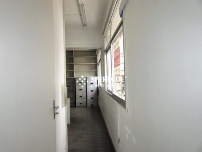 Sala para alugar com 78m² no bairro Centro em Porto Alegre - Foto 5