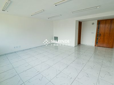 Sala para alugar com 35m² no bairro Centro em Porto Alegre - Foto 3