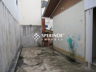 Casa Comercial para alugar com 300m², 3 quartos no bairro Rio Branco em Caxias do Sul - Foto 9