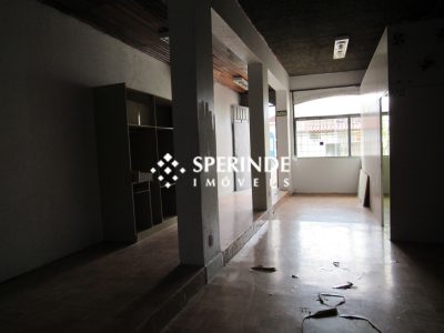 Casa Comercial para alugar com 300m², 3 quartos no bairro Rio Branco em Caxias do Sul - Foto 24