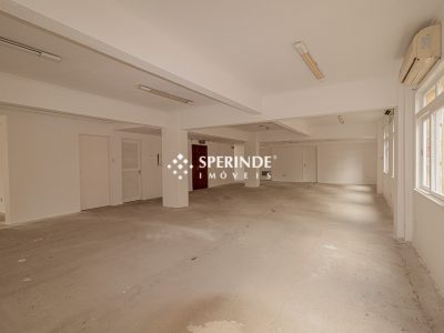 Sala para alugar com 300m² no bairro Centro em Porto Alegre - Foto 4