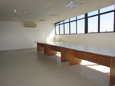 Sala para alugar com 165m², 1 vaga no bairro Passo d'Areia em Porto Alegre - Foto 8