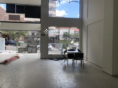 Loja para alugar com 260m², 2 vagas no bairro Centro em Caxias do Sul - Foto 14