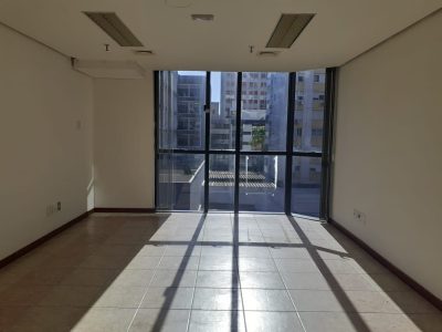 Sala para alugar com 38m², 1 vaga no bairro Mont Serrat em Porto Alegre - Foto 3