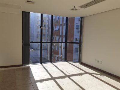 Sala para alugar com 38m², 1 vaga no bairro Mont Serrat em Porto Alegre - Foto 5