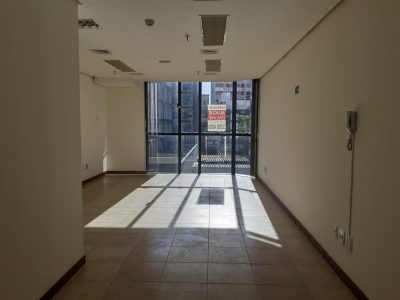 Sala para alugar com 38m², 1 vaga no bairro Mont Serrat em Porto Alegre - Foto 13