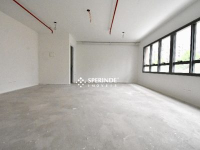 Sala para alugar com 47m², 1 vaga no bairro Rio Branco em Porto Alegre - Foto 2