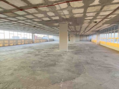 Sala para alugar com 890m², 88 vagas no bairro São João em Porto Alegre - Foto 8