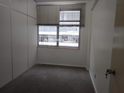 Sala para alugar com 63m² no bairro Centro em Caxias do Sul - Foto 8