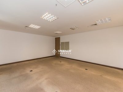 Sala para alugar com 155m², 4 vagas no bairro Petrópolis em Porto Alegre - Foto 2