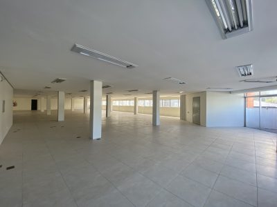 Sala para alugar com 900m² no bairro Menino Deus em Porto Alegre - Foto 4