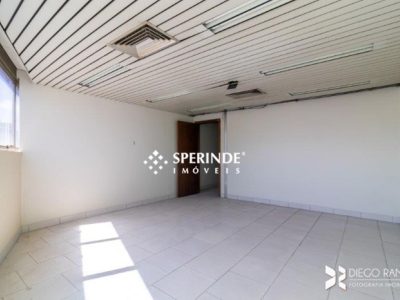 Prédio para alugar com 3.070m², 4 vagas no bairro Partenon em Porto Alegre - Foto 18