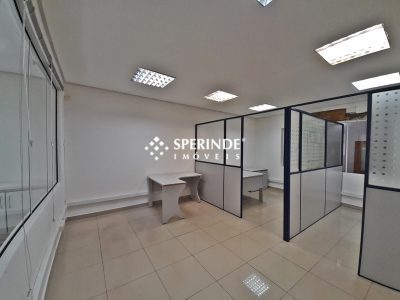 Casa Comercial para alugar com 247m², 11 quartos, 6 vagas no bairro Petrópolis em Porto Alegre - Foto 4