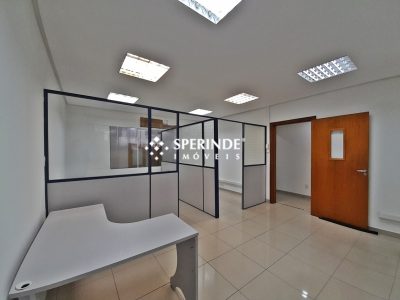 Casa Comercial para alugar com 247m², 11 quartos, 6 vagas no bairro Petrópolis em Porto Alegre - Foto 5