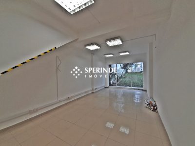 Casa Comercial para alugar com 247m², 11 quartos, 6 vagas no bairro Petrópolis em Porto Alegre - Foto 17