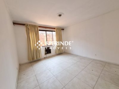 Casa para alugar com 200m², 3 quartos, 3 vagas no bairro Cristal em Porto Alegre - Foto 9